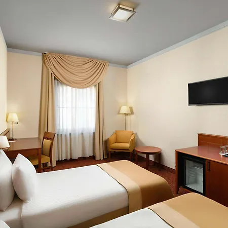 Mercure Szekesfehervar Magyar Kiraly Exterior photo