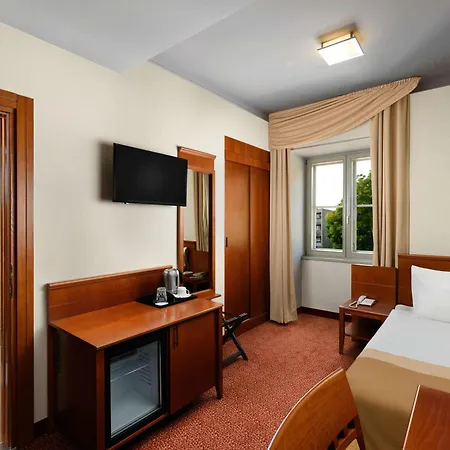 Mercure Szekesfehervar Magyar Kiraly Exterior photo