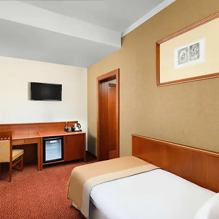 Mercure Szekesfehervar Magyar Kiraly Exterior photo