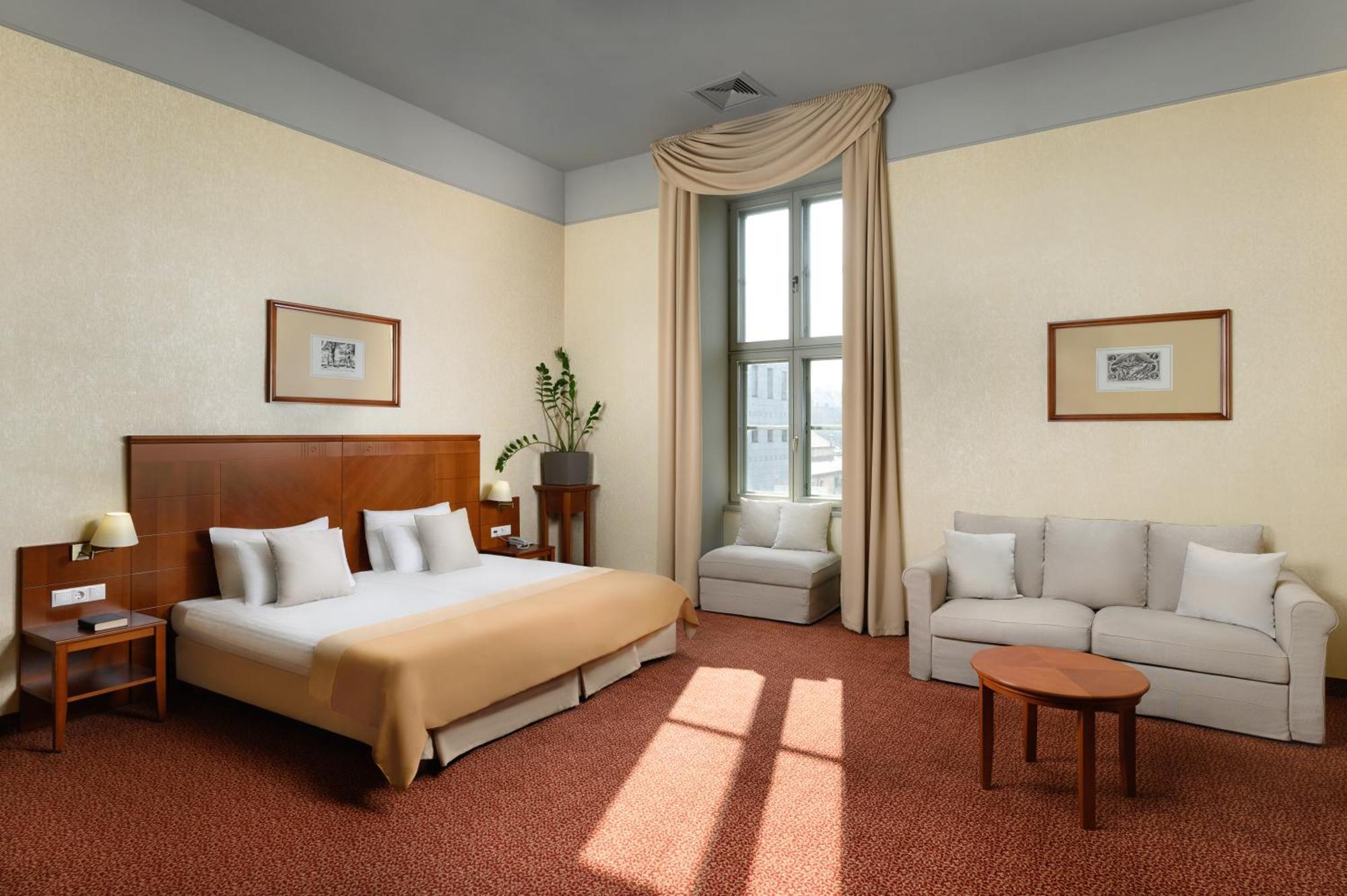 Mercure Magyar Kiraly