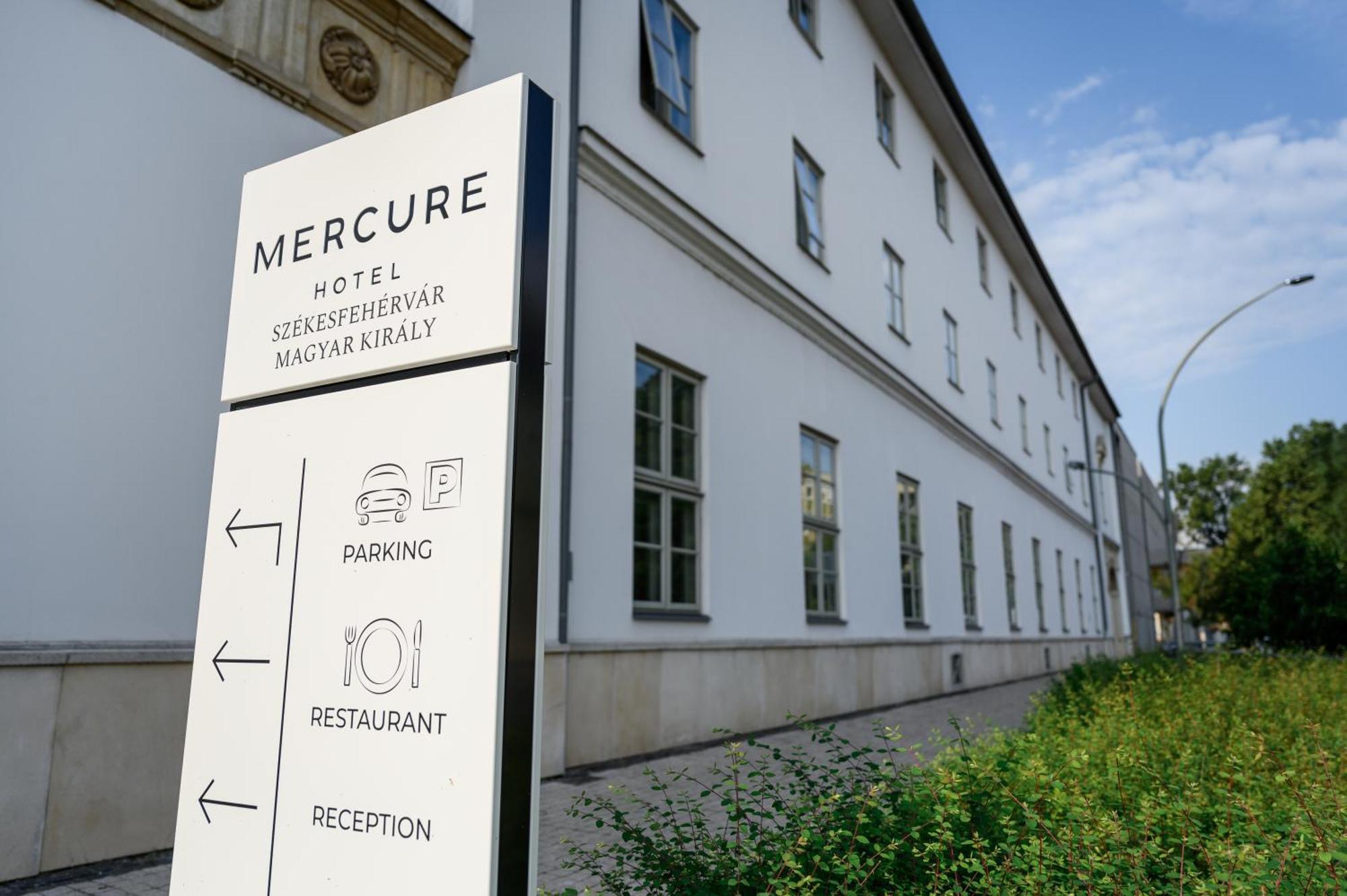 Mercure Magyar Kiraly Hotel