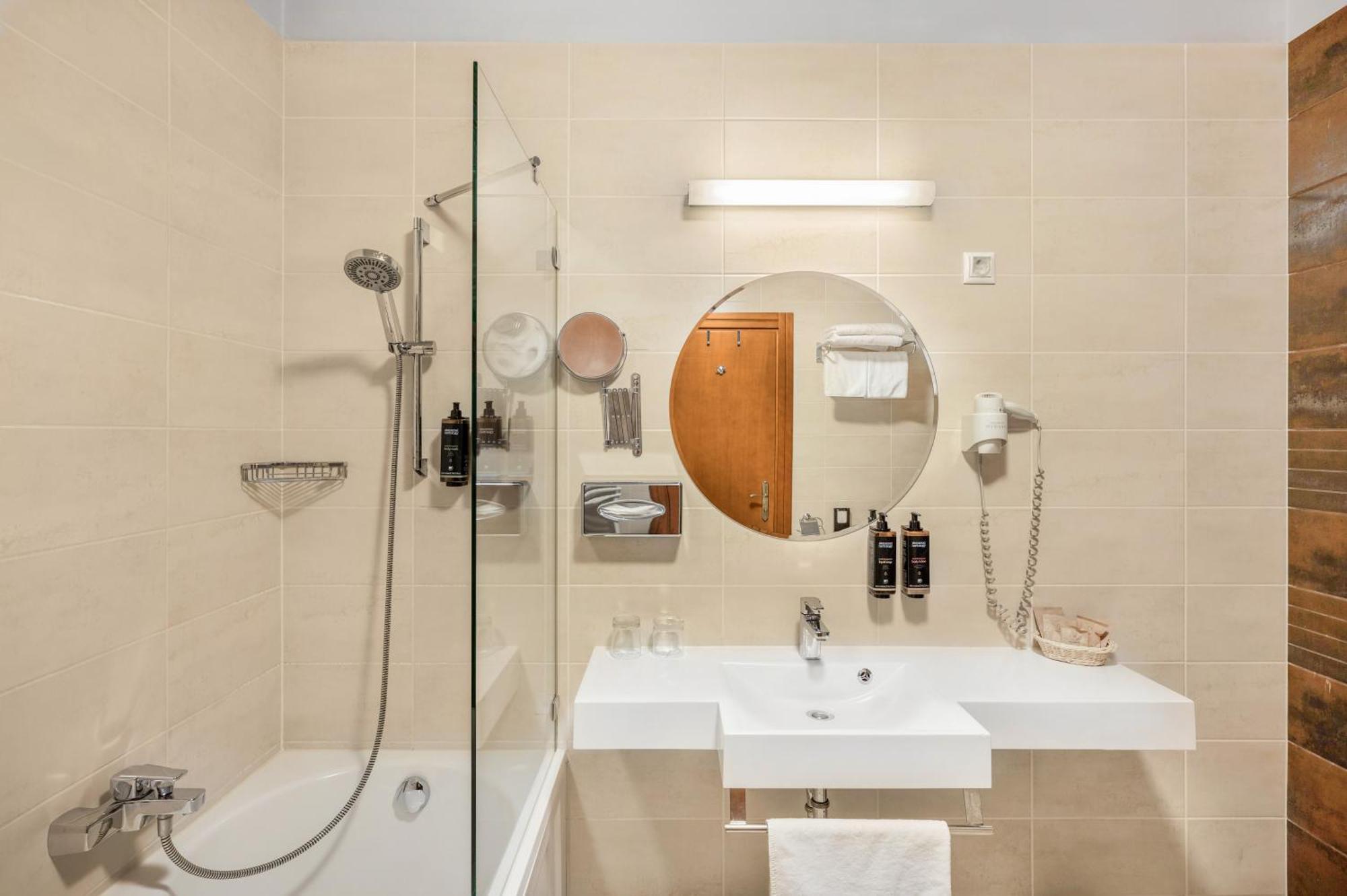 Mercure Magyar Kiraly Hotel